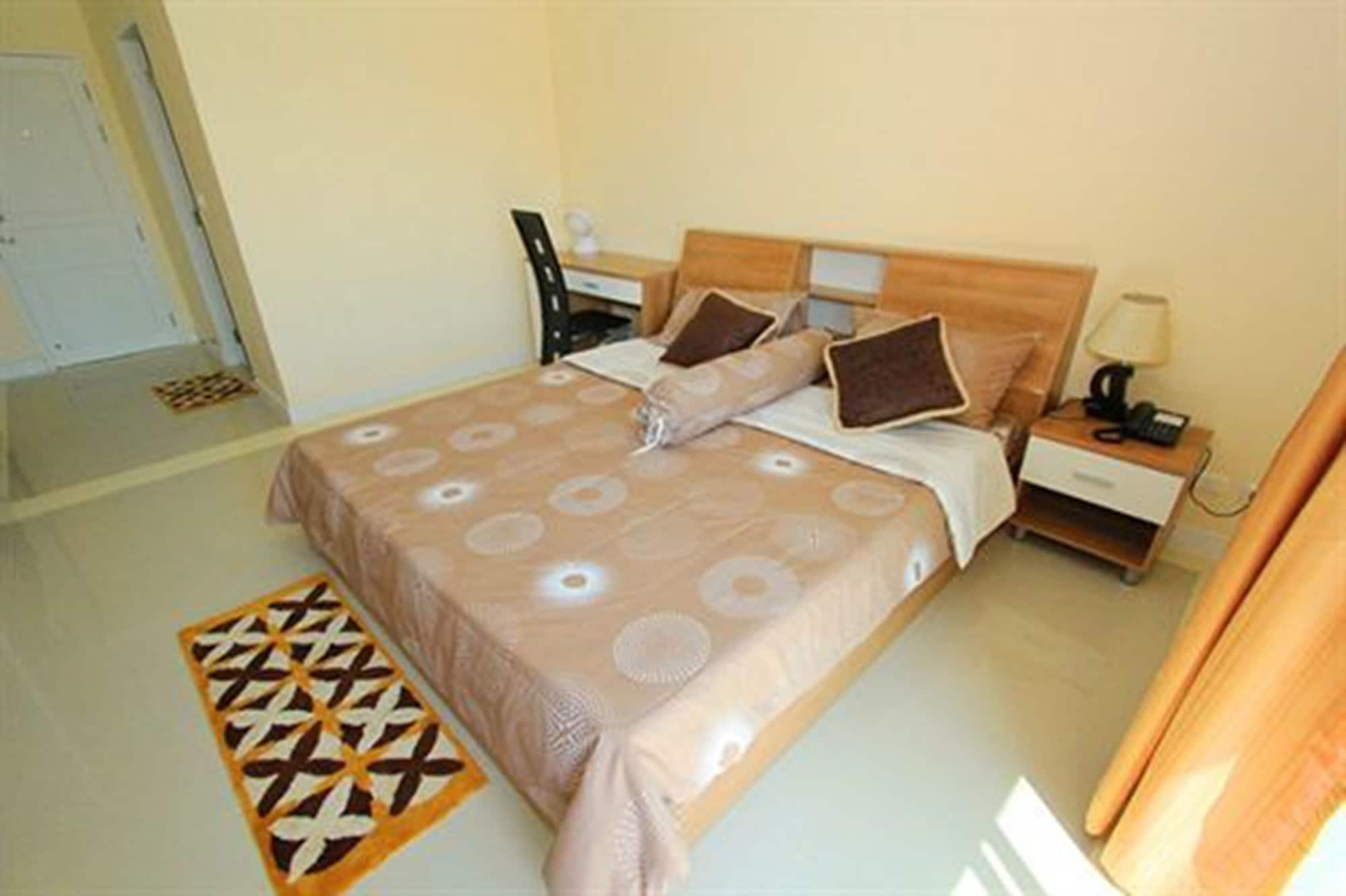 Grow Residences Bangkok Exterior photo