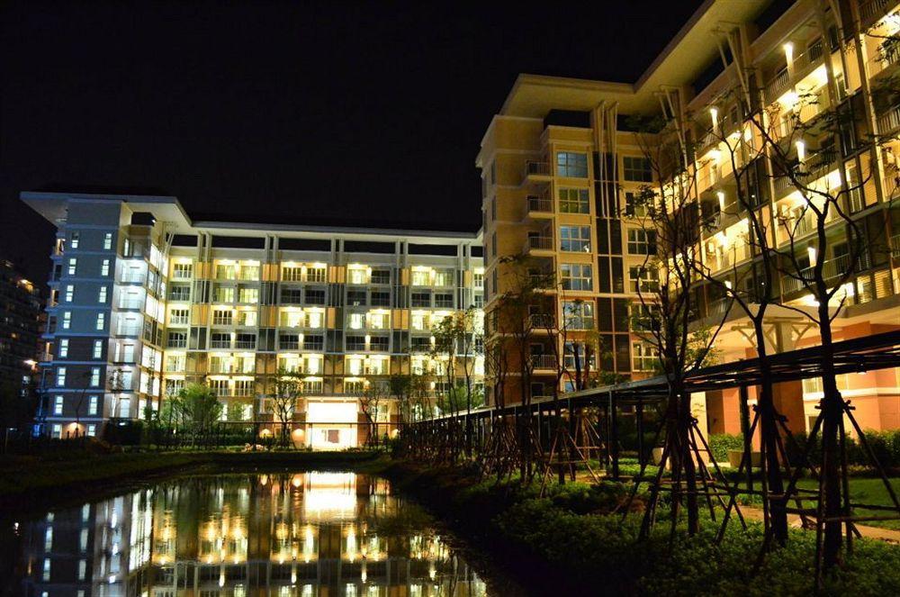 Grow Residences Bangkok Exterior photo